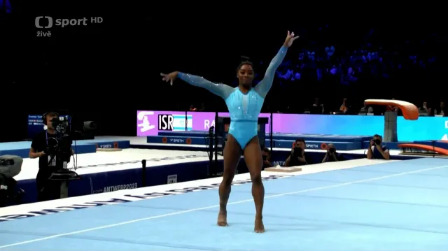 Bilesová vévodí kvalifikaci čtyřboje na MS