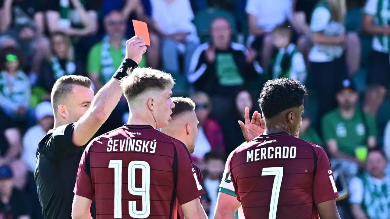 Fotbal: Sparta padla, Slavia zvládla otočku, Liberec splnil cíl a Trpišovský odmítá bodové propočty — Bořil mluví o klíčovém momentu