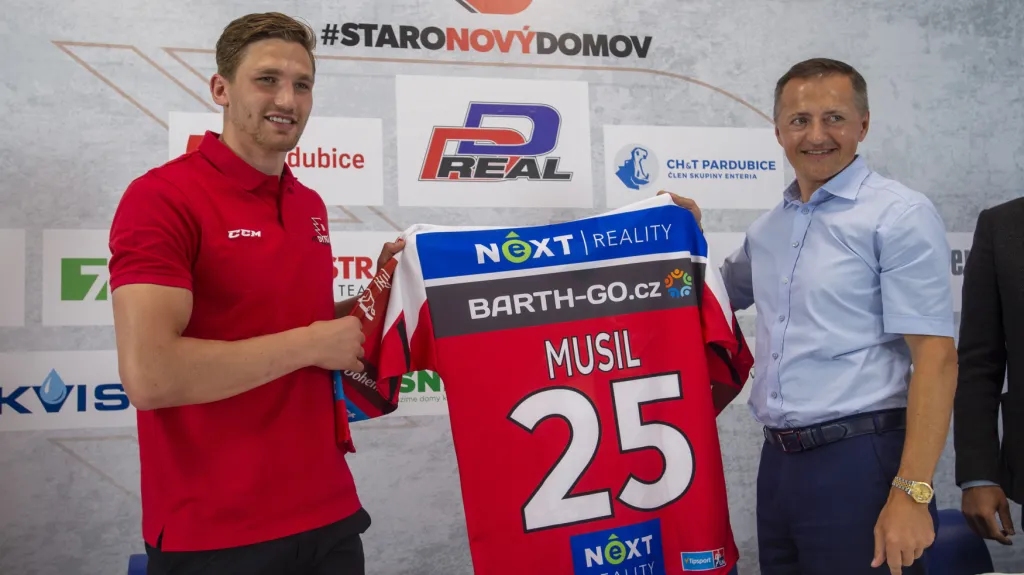 Adam Musil s majitelem Dynama Petrem Dědkem