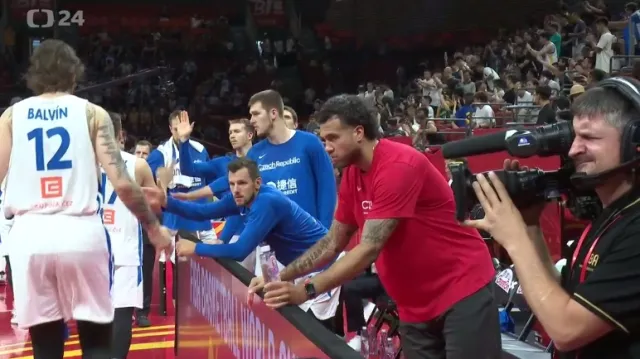 Češi se před čtvrtfinále vrátili do Šanghaje