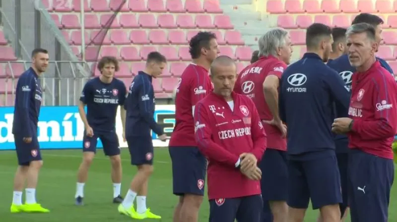 Trenér Šilhavý chystá tým na Severní Irsko