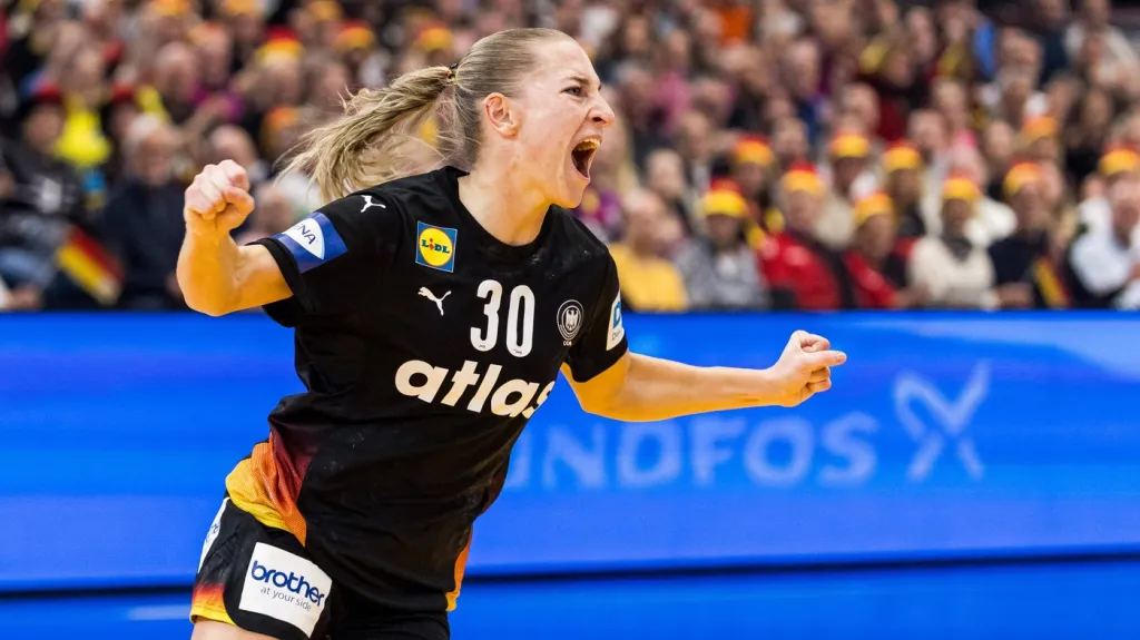 Německá házenkářka Jenny Behrendová