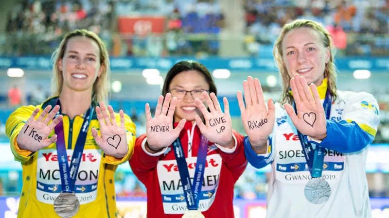 "Rikako, nikdy se nevzdávej"