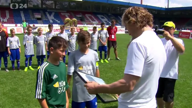 Nedvěd zavítal před finále Ligy mistrů do Čech