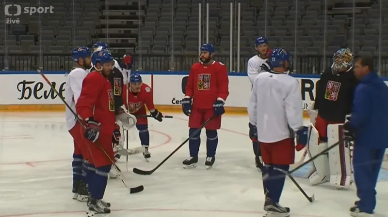 Reprezentace pilovala ofenzivu a přesilovky, chyběl pouze Červenka