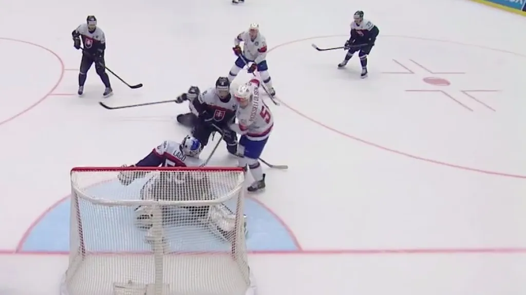 Gól v utkání Slovensko - Norsko: Rosseli -  2:2 (36. min.)