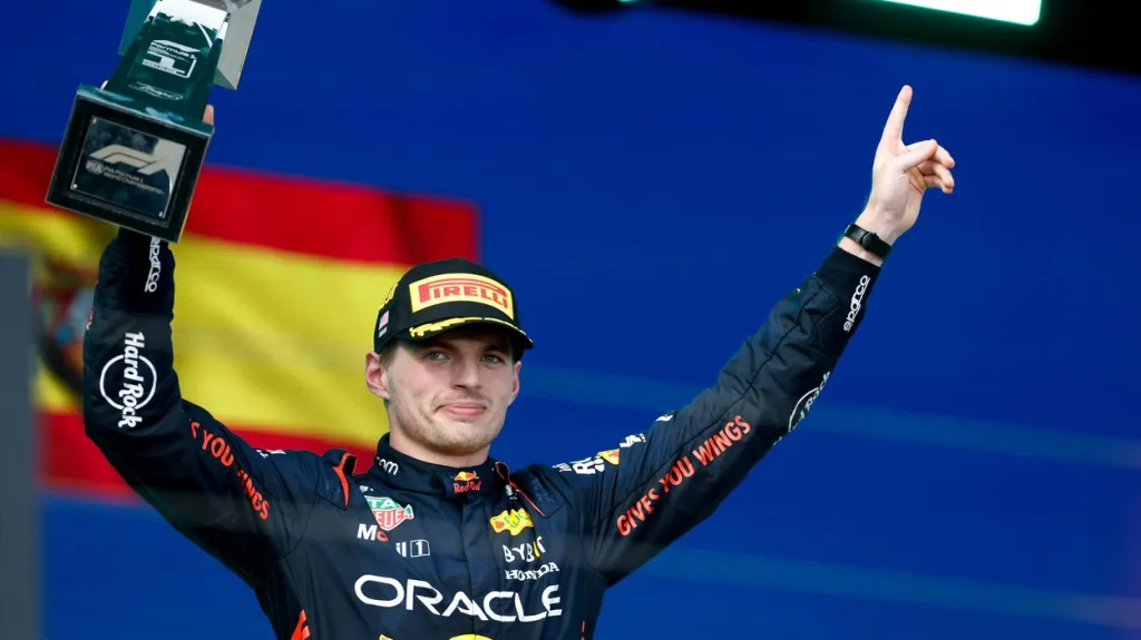Max Verstappen se raduje z vítězství ve Velké ceně Miami