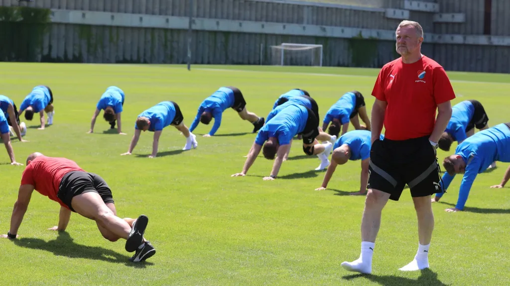 Pavel Vrba na tréninku Baníku Ostrava