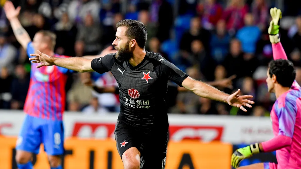 Slávista Josef Hušbauer se raduje z gólu v síti Plzně