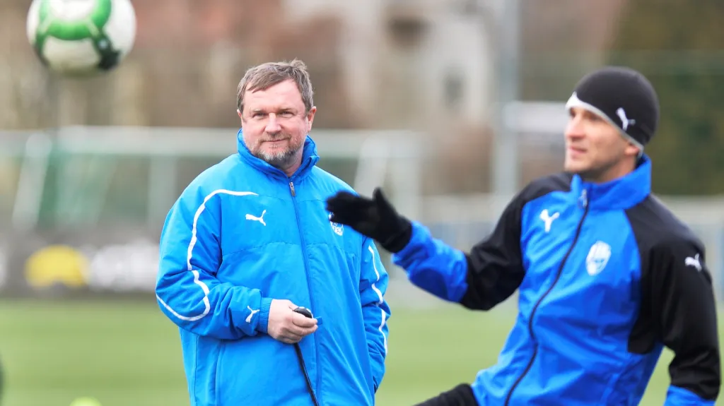 Kouč Plzně Pavel Vrba během tréninku