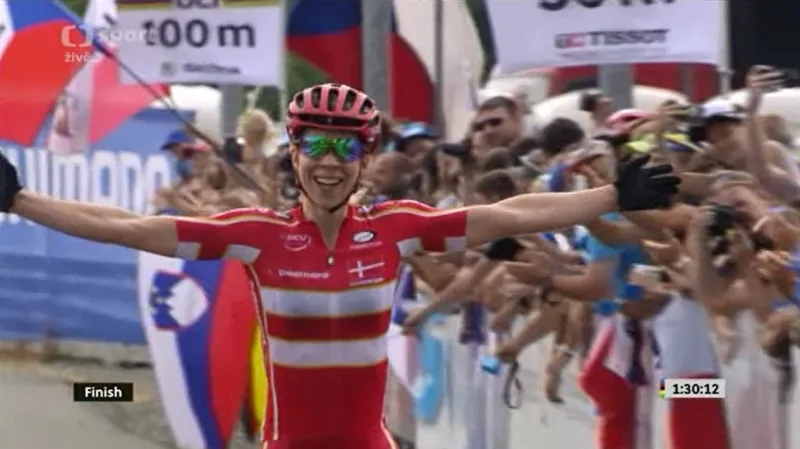 Závěr závodu žen na MS horských kol