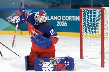 Snad nás výhra nad Finkami namotivuje, řekla Peslarová. Proti Kanadě velí hlídat brankoviště