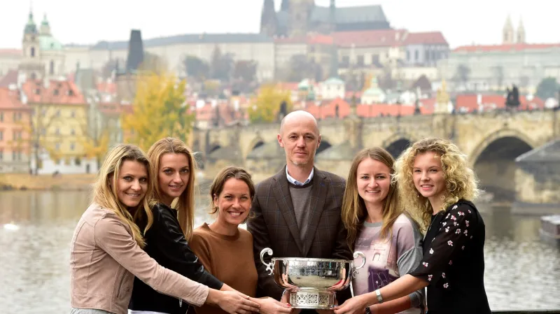 Focení šampionek v Praze s Fed Cupem