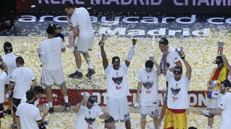 Sestřih finále Euroligy Real Madrid - Olympiakos Pireus