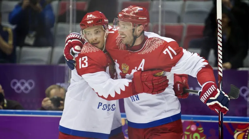 Pavel Dacjuk a Ilja Kovalčuk (vpravo)