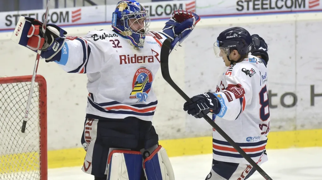 Brankář Vítkovic Patrik Batrošák