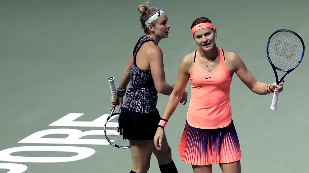 Šafářová s Mattekovou-Sandsovou 