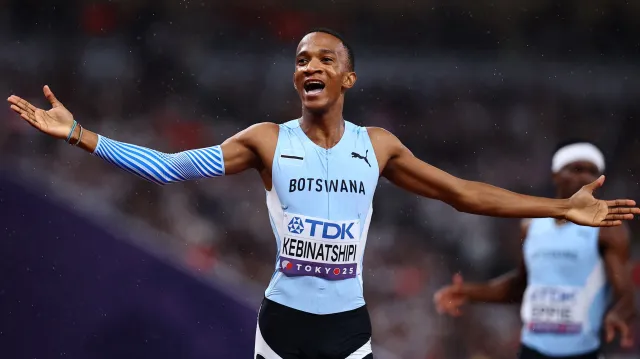 Finále 400 m mužů na MS v Tokiu