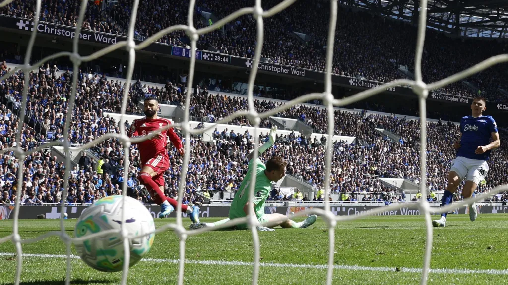 Salah otevřel skóre v zápasu s Evertonem