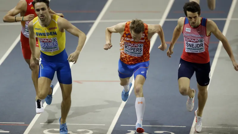 Filip Šnejdr (vpravo)