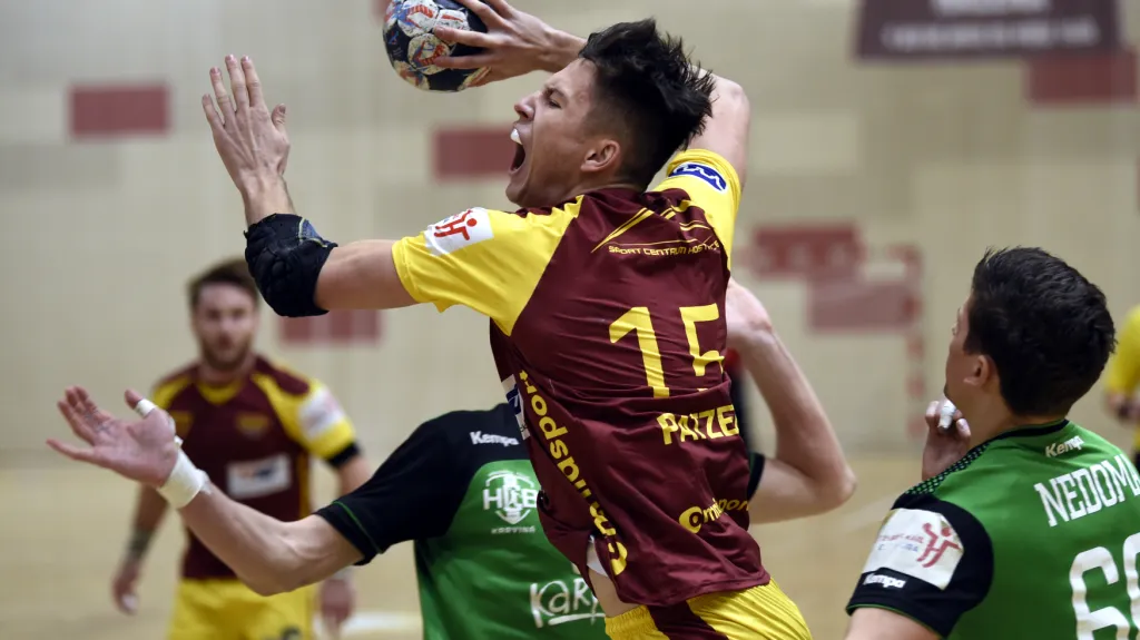 Spojka Dukly Vojtěch Patzel