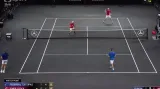 Sestřih utkání Federer/Tsitsipas - Isner/Sock