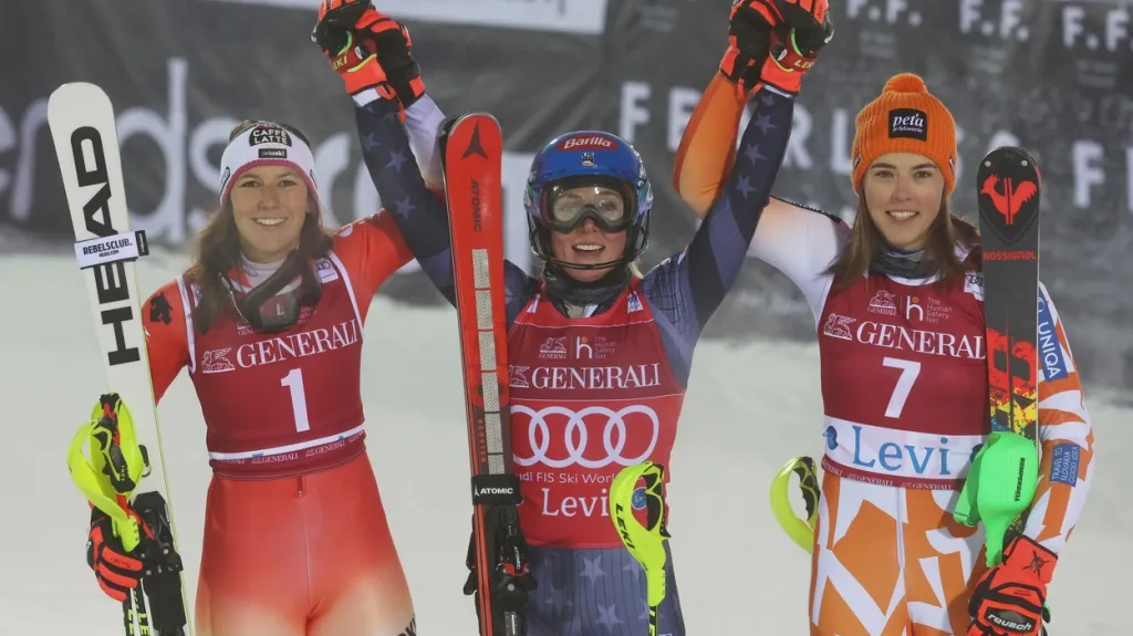 Medailistky slalomu v Levi