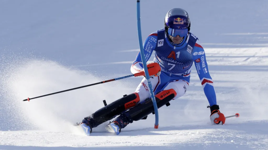 Francouzský slalomář Clément Noël