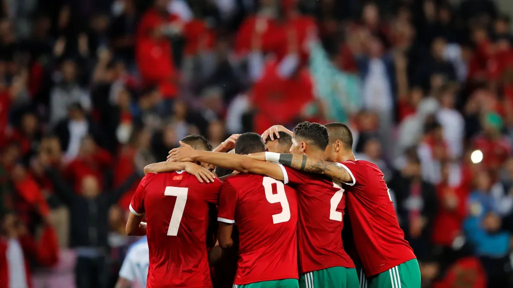 Slavící fotbalisté Maroka