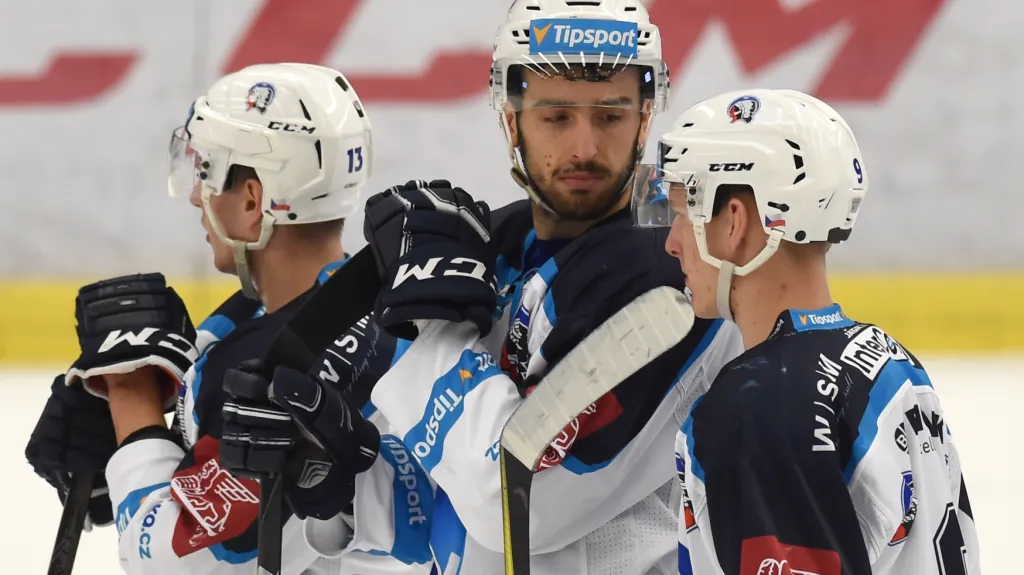 Michal Moravčík (uprostřed) s Davidem Skleničkou (vpravo)