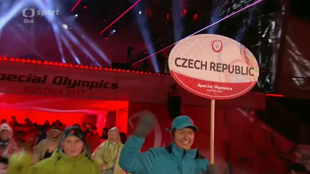 Čeští sportovci závodí na olympiádě pro mentálně postižené