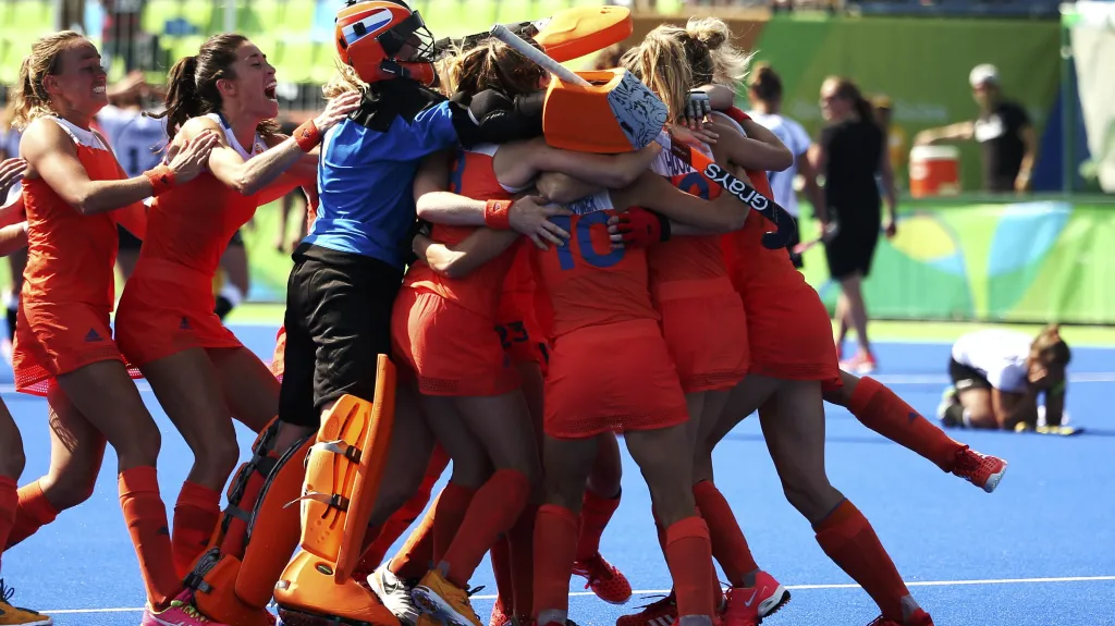 Radost nizozemských pozemních hokejistek