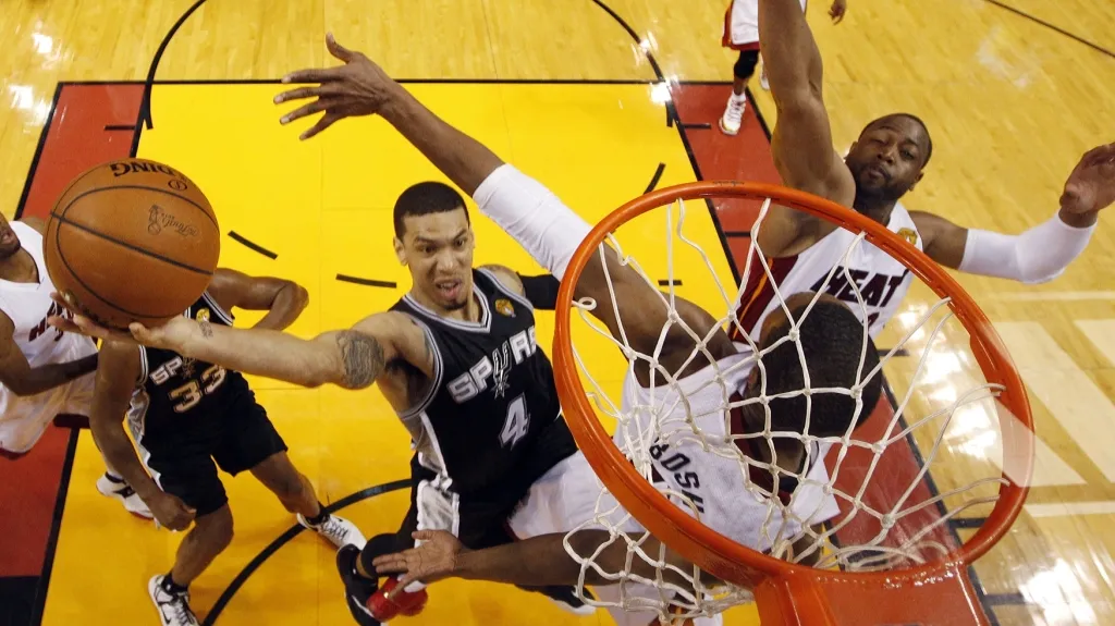 Finále NBA Miami - San Antonio