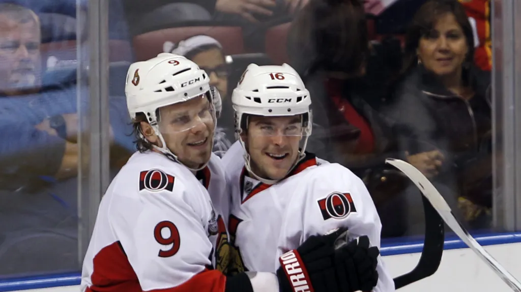 Milan Michálek se raduje z gólu