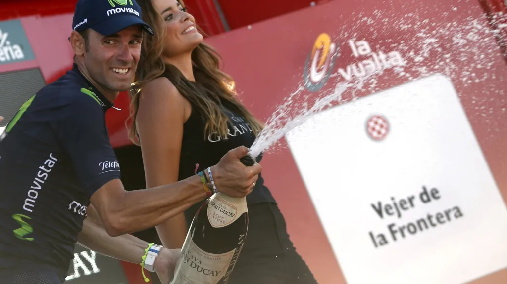 Alejandro Valverde slaví vítězství v etapě na Vueltě