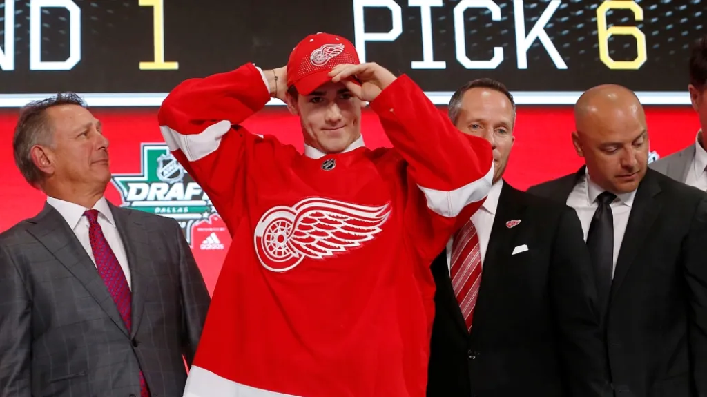 Filip Zadina obléká dres Detroitu
