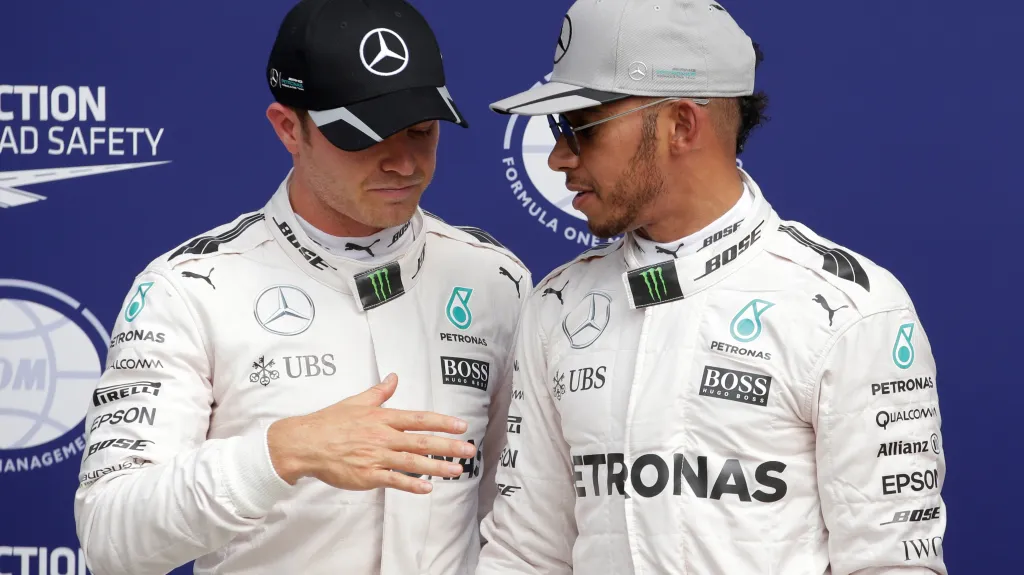 Nico Rosberg a Lewis Hamilton
