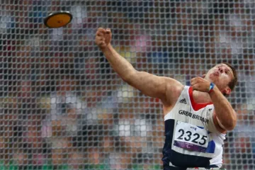 Finále v hodu diskem kategorie F32/33/34