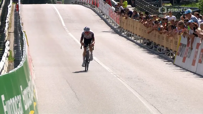 Dojezd a sestřih čtvrté etapy závodu Kolem Švýcarska