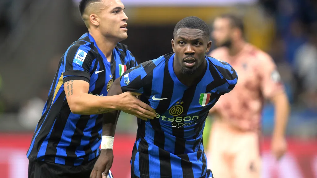 Lautaro Martínez a Marcus Thuram z Interu Milán