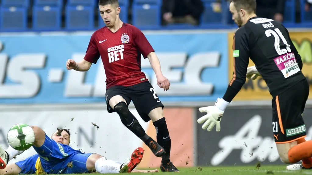 Srdjan Plavšič ze Sparty se snaží prosadit proti Teplicím