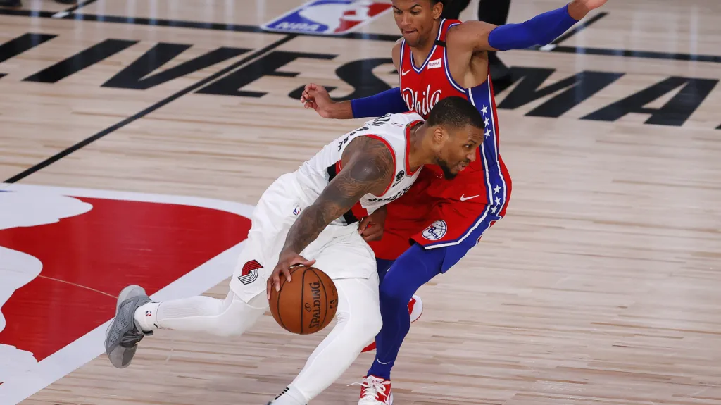 Damian Lillard v utkání proti Philadelphii