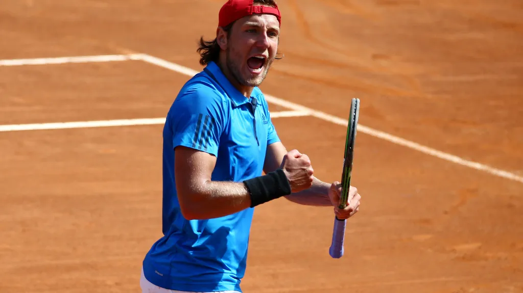 Lucas Pouille se raduje z vítězství