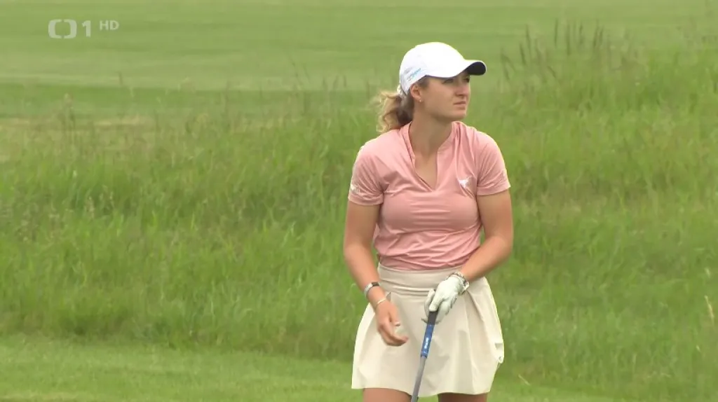 Kousková napravila úvodní výpadek a ovládla druhé kolo na Zbraslavi