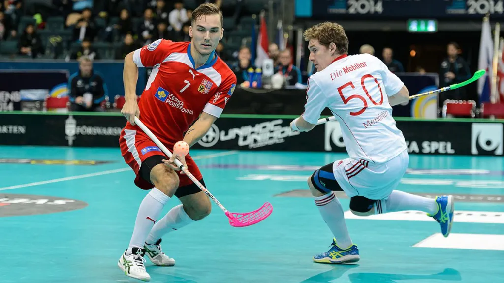 Švýcarští florbalisté v souboji s Českem