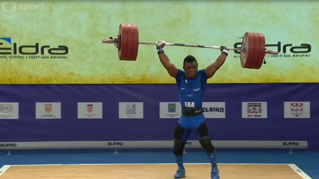 Český vzpěrač Petr Petrov skončil ve dvojboji sedmý