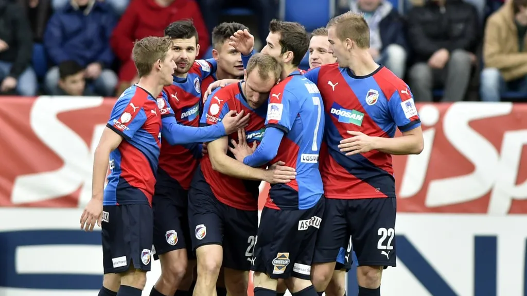 Hráči Plzně se radují z vítězství