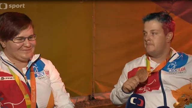 Bronzové duo Musilová-Drahonínský: Medaile jsme slíbili, tak je vezeme