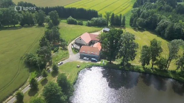 Softbalisté mají zázemí na samotě u lesa