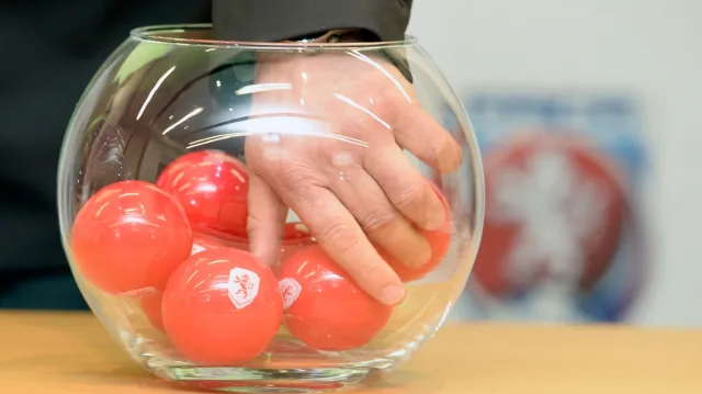 Slavia vstoupí do poháru derby na Dukle, Plzeň se představí v Hlučíně